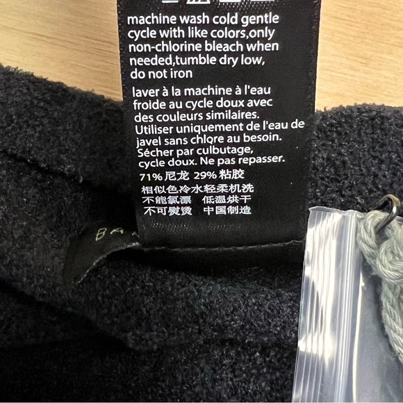 Barefoot Dreams CozyChic Ultra Lite Blanket Wrap Black Color Size S/M - Picture 9 of 10